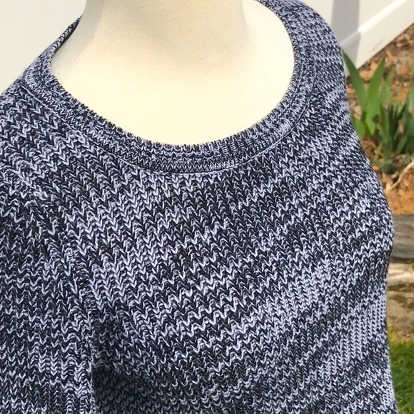 NWOT Cable & Gauge Black and White Knit Bell Sleeve Sweater Size Small - Picture 3 of 11